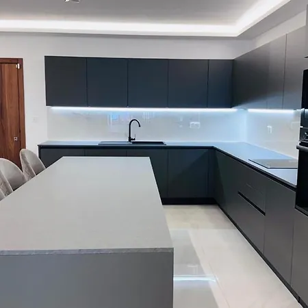 Luxury 2br In Qawra *